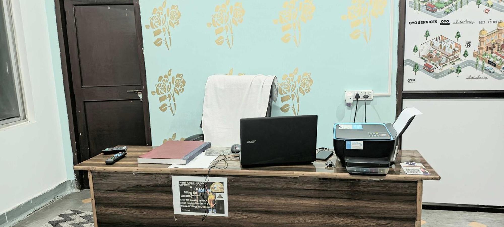 Hotel O Grand Stay Bhopal Zewnętrze zdjęcie